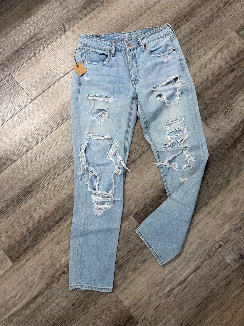 American Eagle Outfitters Light Blue Distressed Boyfriend Jeans